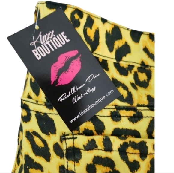 American Bazi ~Woman Plus Sz.3X~Yellow/Black Animal Print Pants Cotton Blend NWT - Picture 2 of 11